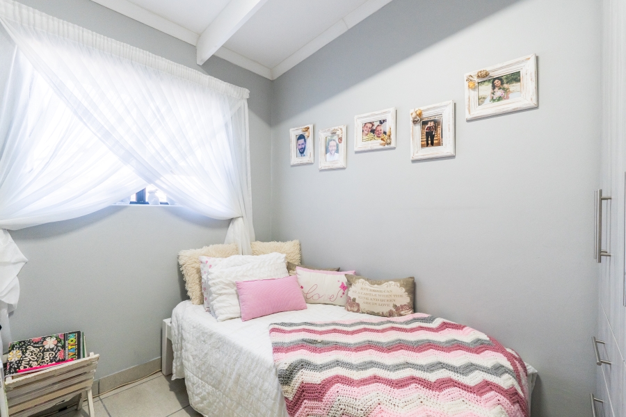 3 Bedroom Property for Sale in Island View Western Cape